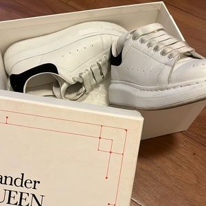 Alexander McQueen kid sneakers
